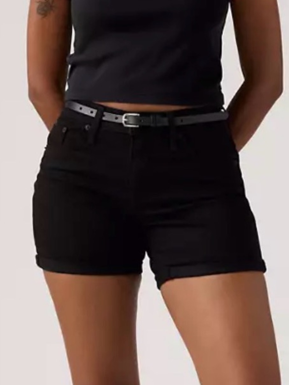 NWT Levi’s Mid-Length Denim Shorts Black Mid Rise Cuffed Size 8 W29